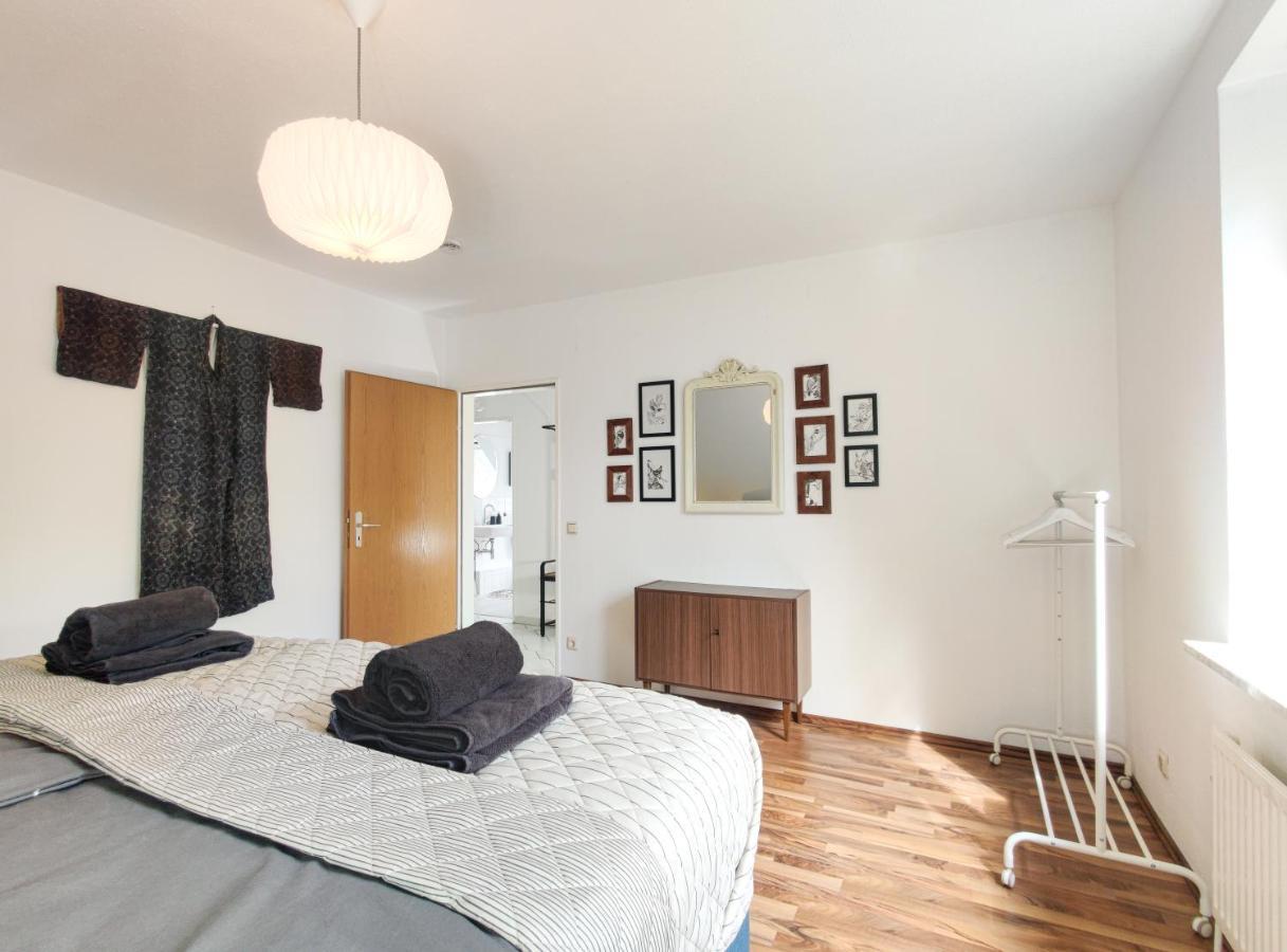 Inikama: Designer Apartment Im Gruenen - Netflix Rosengarten  Екстер'єр фото